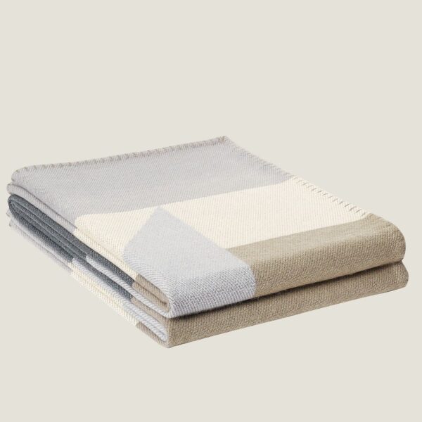 REPLICA Hermes H Drapeau Blanket in Acier and Perle Cashmere