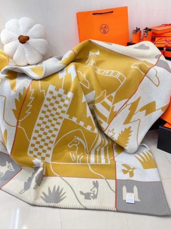 REPLICA Hermes Avalon Epopee Blanket in Jaune Wool and Cashmere - Image 5